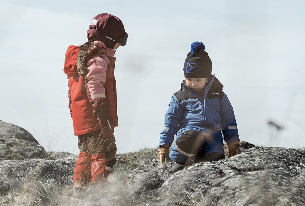 Two kids wearing their winter gear